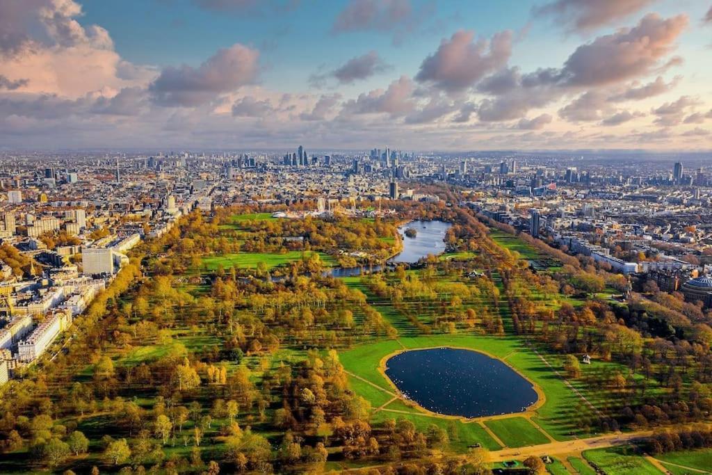 Stylish Hyde Park Home By Tube Stations With Elevator London Exterior foto